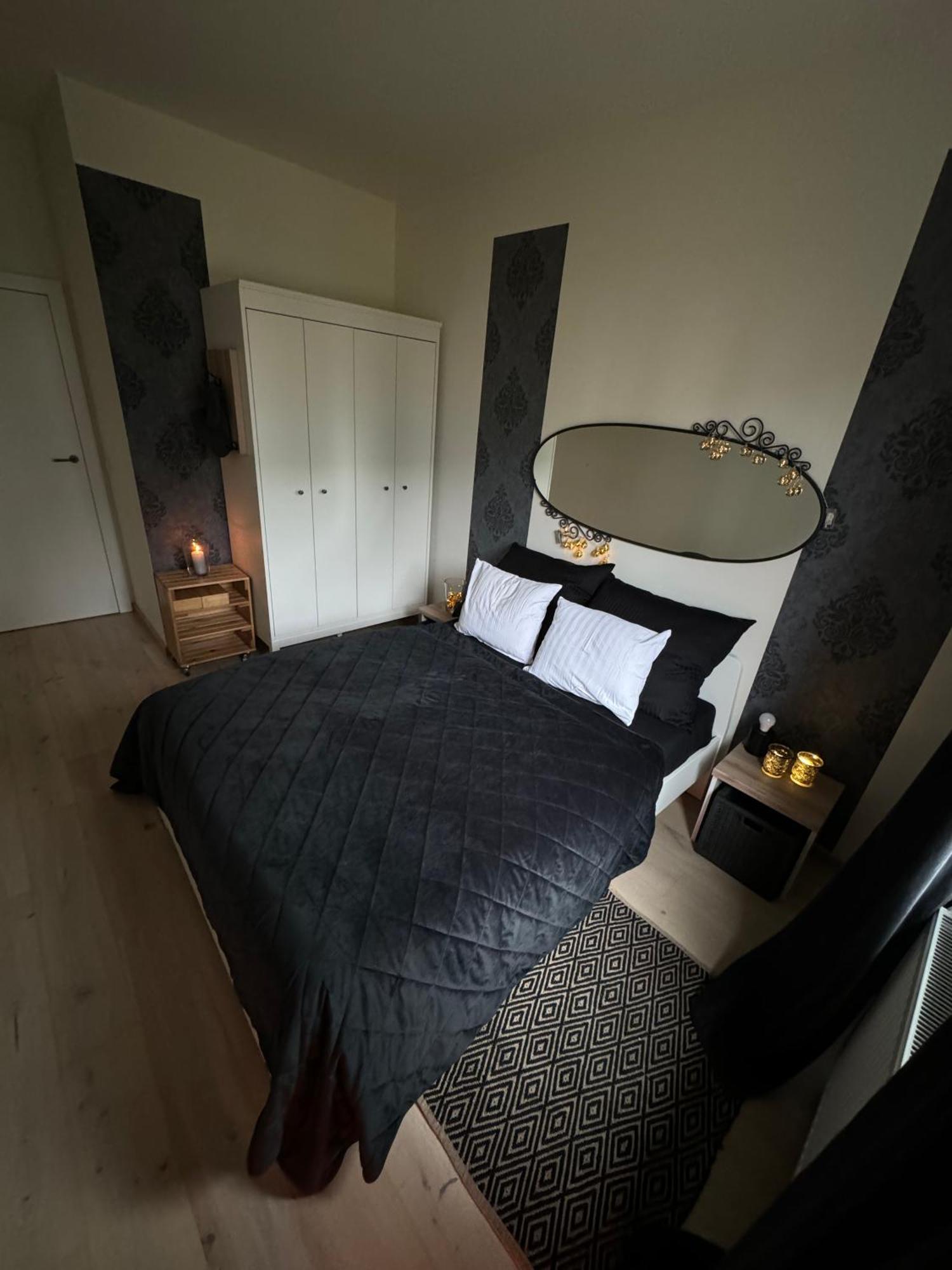 Relax&Comfort New Waw 50 Sqm With Terrace, Garden, Free Parking And Ac Varsóvia Exterior foto