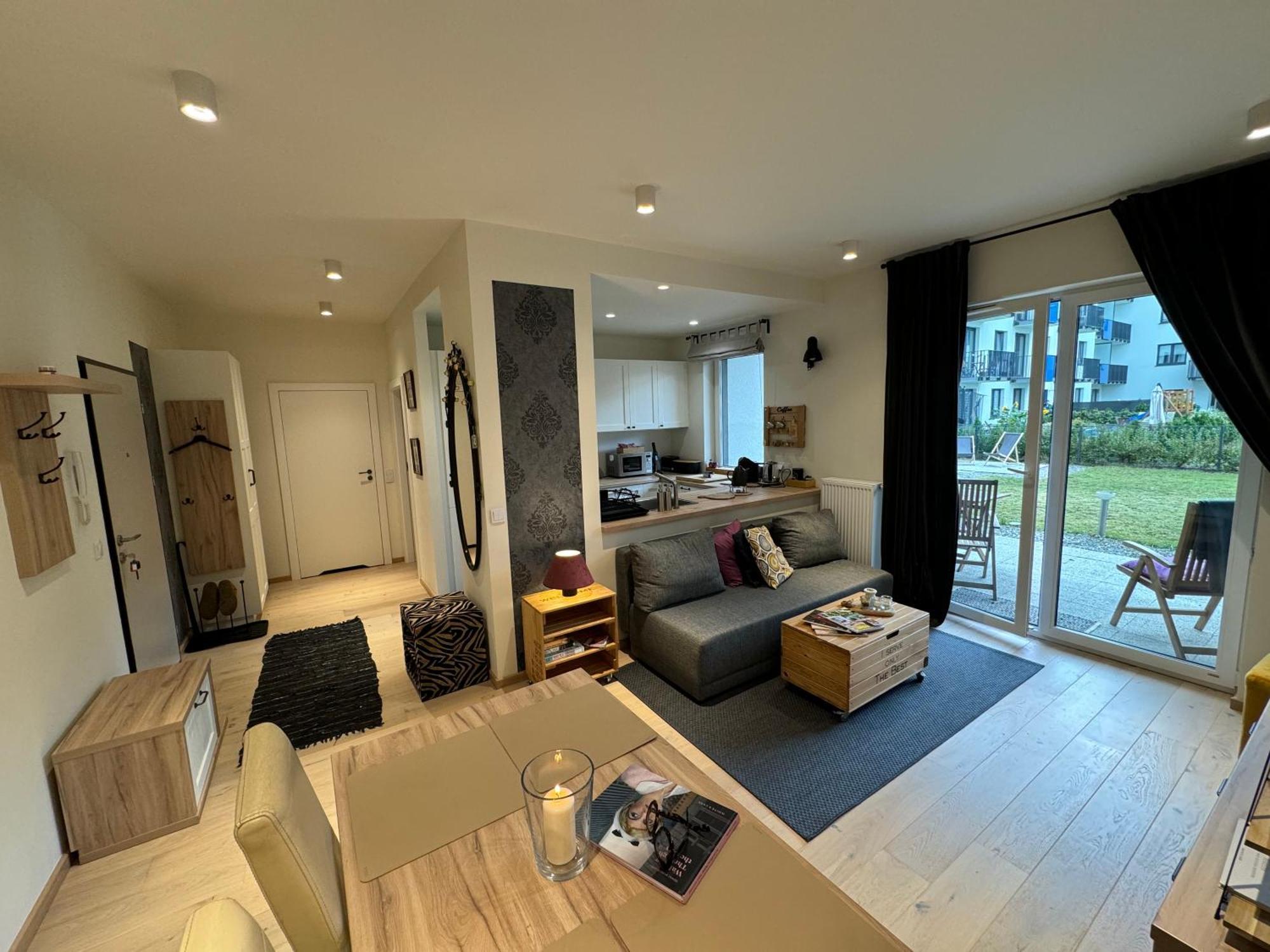 Relax&Comfort New Waw 50 Sqm With Terrace, Garden, Free Parking And Ac Varsóvia Exterior foto